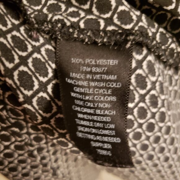 Black and White Dotted Circle Cami Adjustable Strap Camisole Top 3X Worthington - Picture 7 of 7